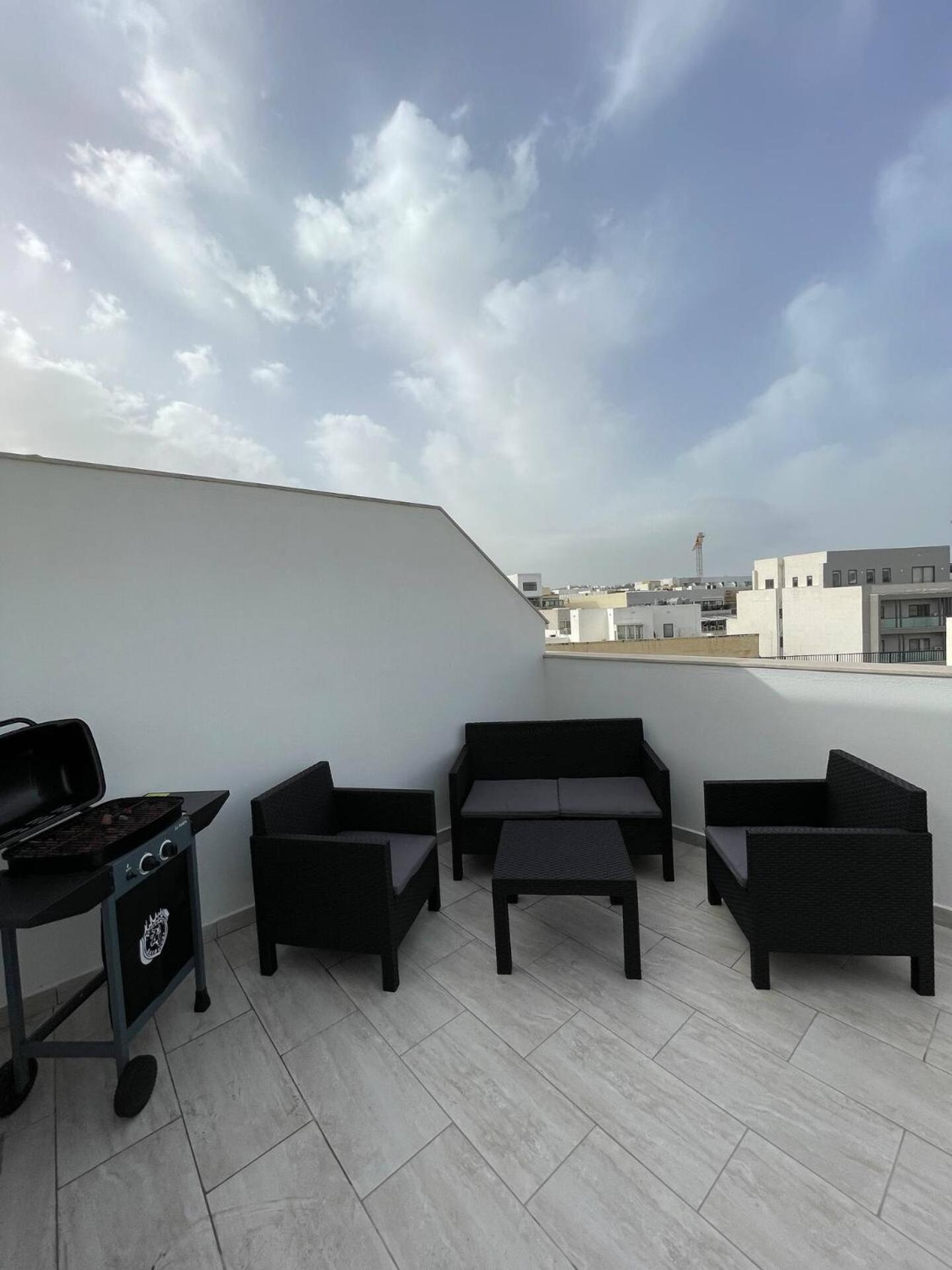 Beautiful Central Penthouse 1Br Ta Xbiex Exterior foto